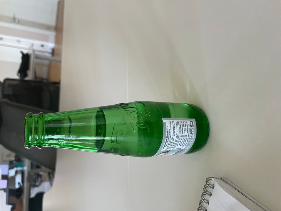 Parlak Yeşil Bebek Biberonu - Görsel 2