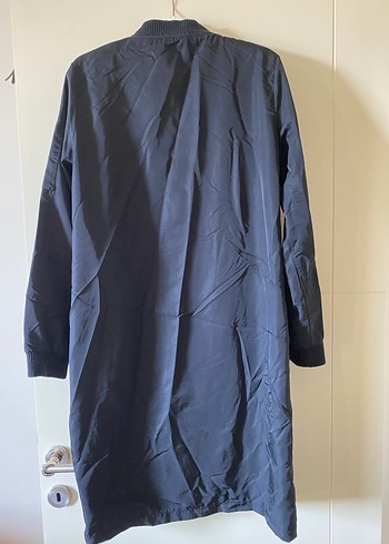 Siyah Uzun Kadın Yağmurluk - Görsel 6