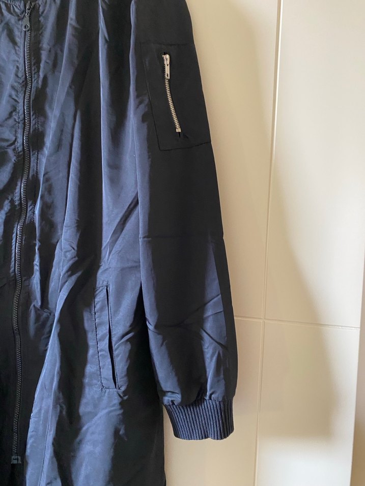 Siyah Uzun Kadın Yağmurluk - Görsel 5