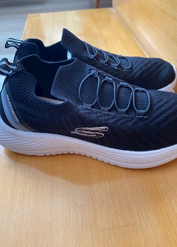 Siyah Elastik Bağcıklı Kadın Spor Ayakkabı - Görsel 2