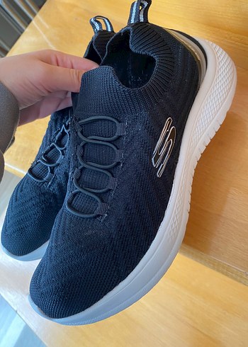 Siyah Elastik Bağcıklı Kadın Spor Ayakkabı - Görsel 6