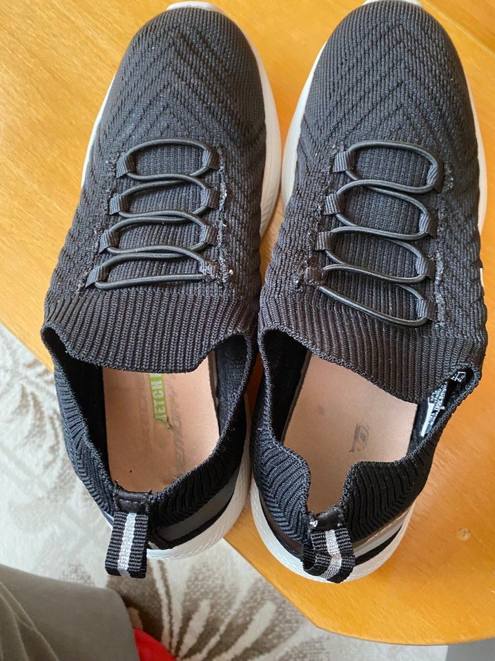 Siyah Elastik Bağcıklı Kadın Spor Ayakkabı - Görsel 4