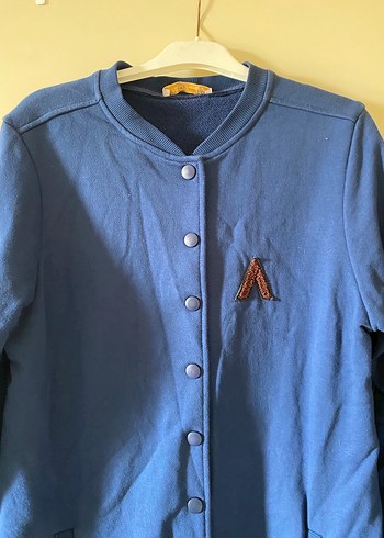 Düğmeli Uzun Mavi Hırka - Görsel 2