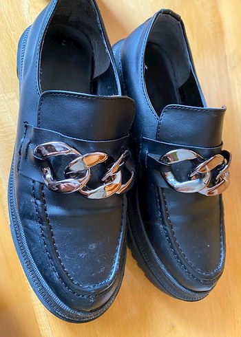 Tokalı Siyah Deri Kadın Loafer - Görsel 2