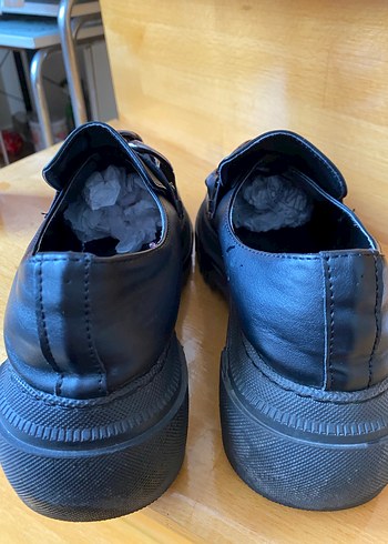 Tokalı Siyah Deri Kadın Loafer - Görsel 3