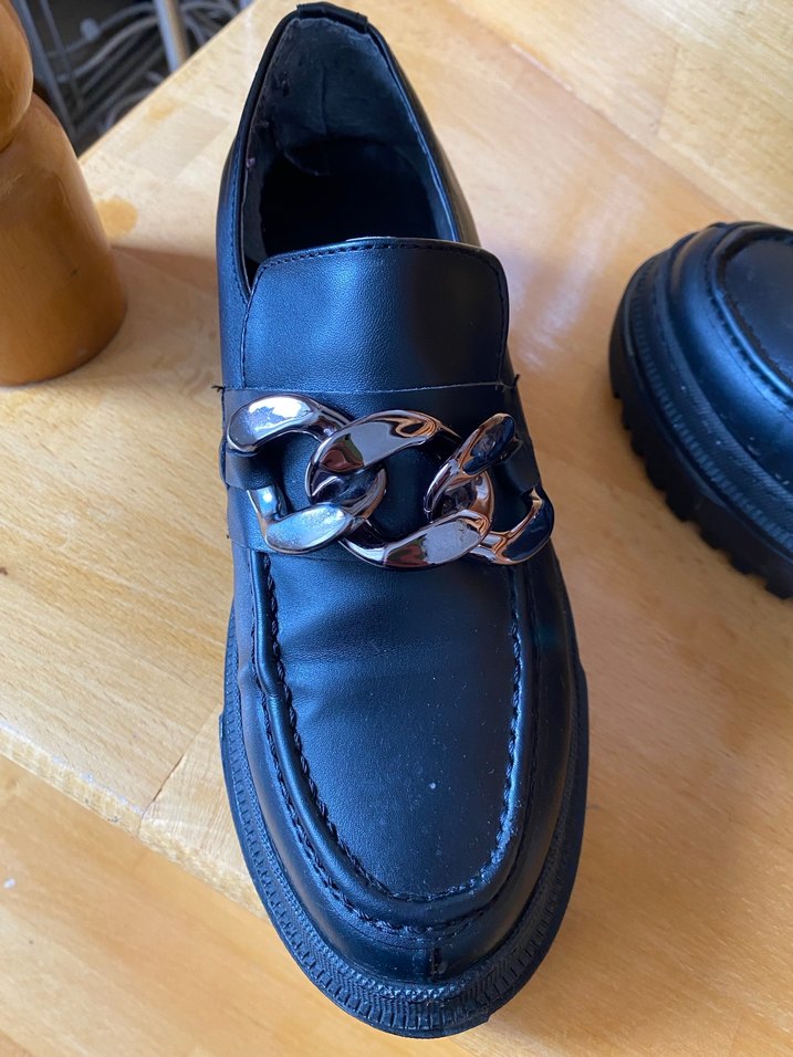 Tokalı Siyah Deri Kadın Loafer - Görsel 4