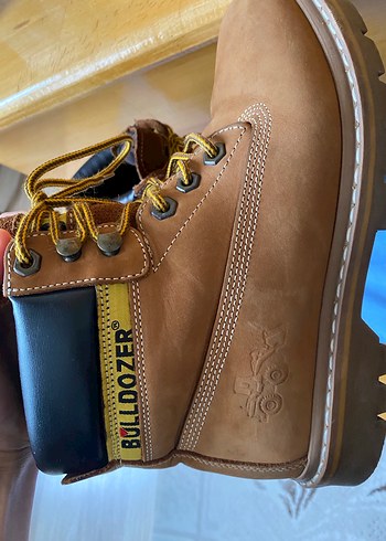 Kadın Bulldozer Bot - Görsel 3