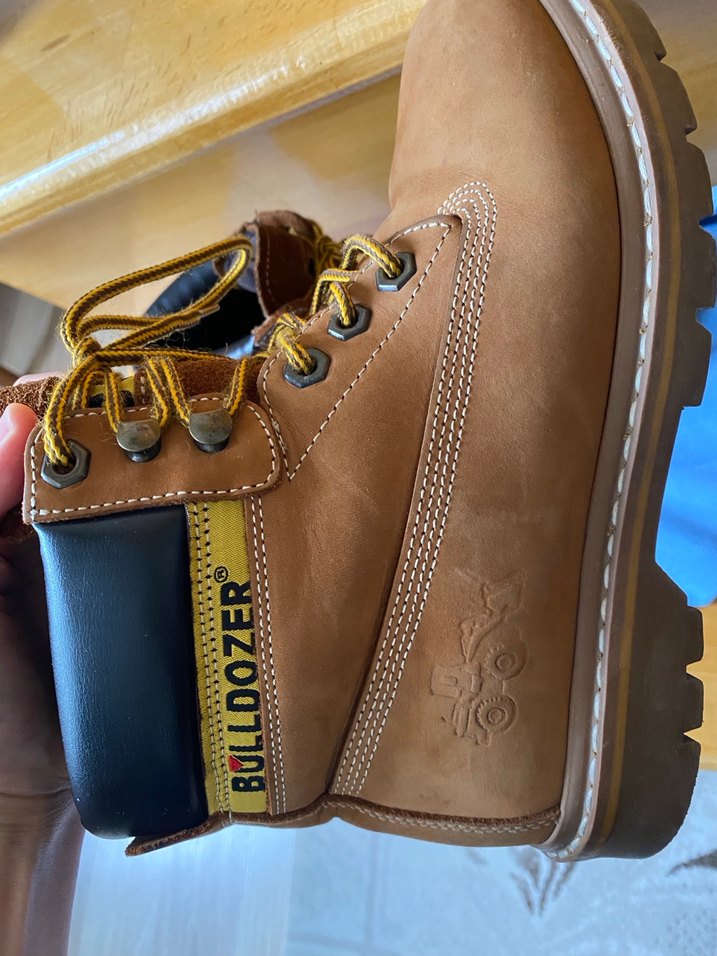 Kadın Bulldozer Bot - Görsel 3