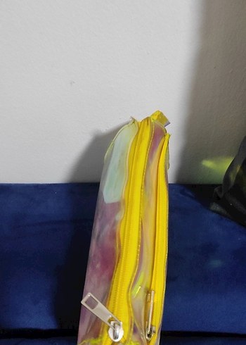 Sarı Transparan Renkli Makyaj Çantası - Görsel 2