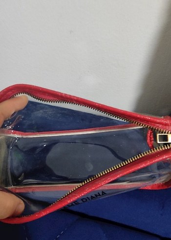Kırmızı Fermuarlı Şeffaf Makyaj Çantası - Görsel 4