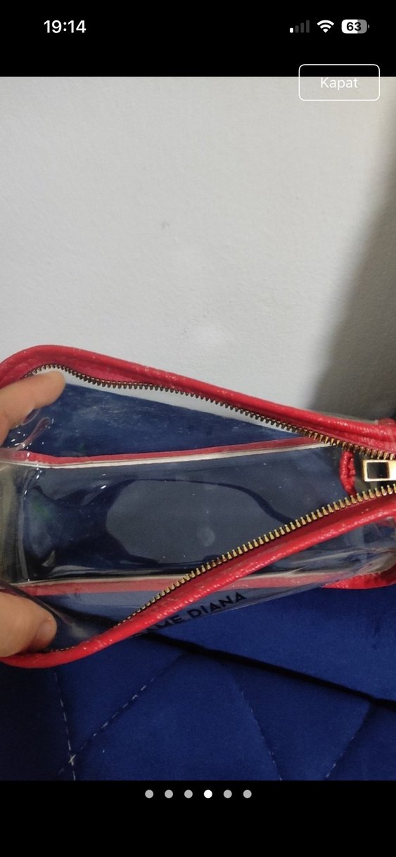 Kırmızı Fermuarlı Şeffaf Makyaj Çantası - Görsel 4