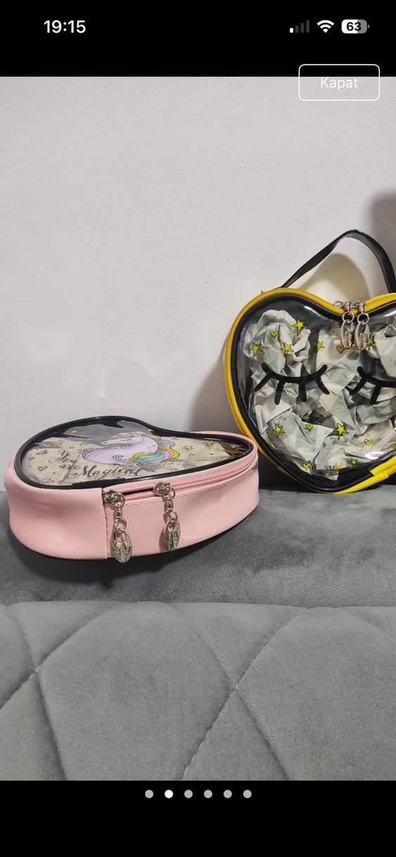 Renkli Kalp Şeklinde Kadın Makyaj Çantası - Görsel 2