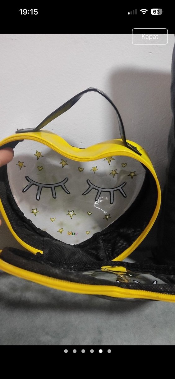 Renkli Kalp Şeklinde Kadın Makyaj Çantası - Görsel 5