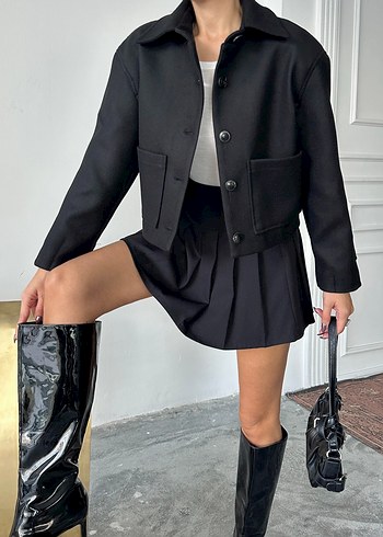 s Beden siyah Renk Örme Kısa Kaşe Boydan Düğmeli