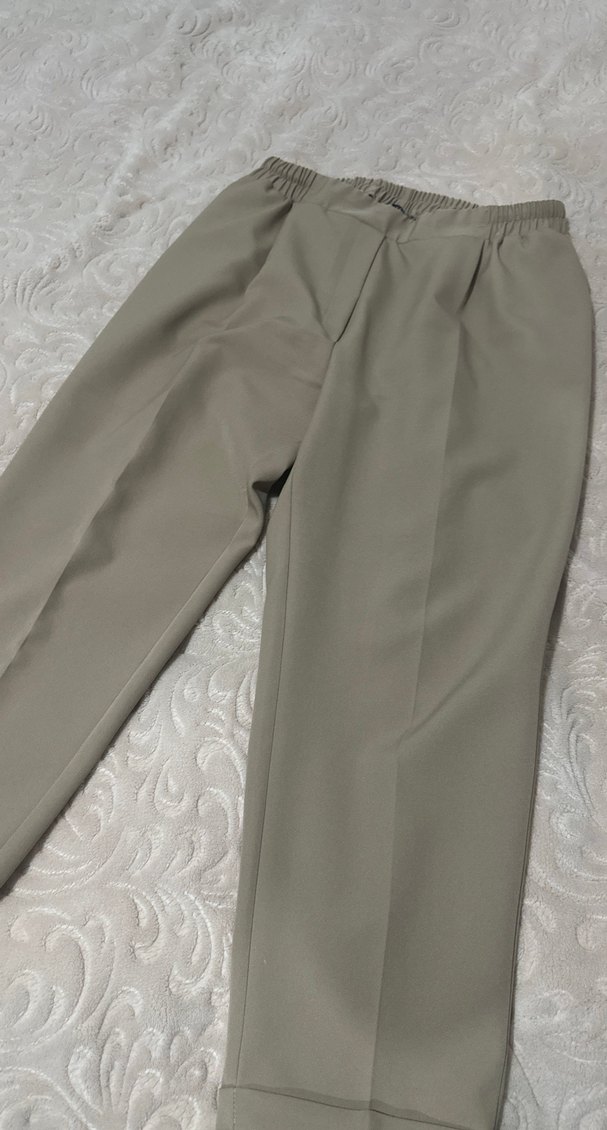 Bej Renkli Kadın Pilili Kumaş Pantolon - Görsel 3