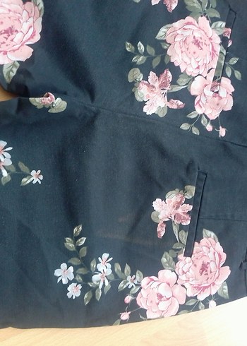 Çiçek Desenli Kadın Denim Pantolon - Görsel 4
