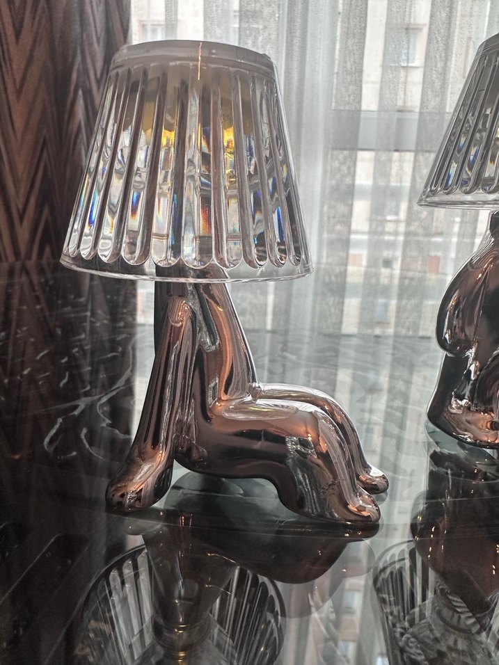 Bej Renkli Modern Figürlü Masa Lambası - Görsel 5