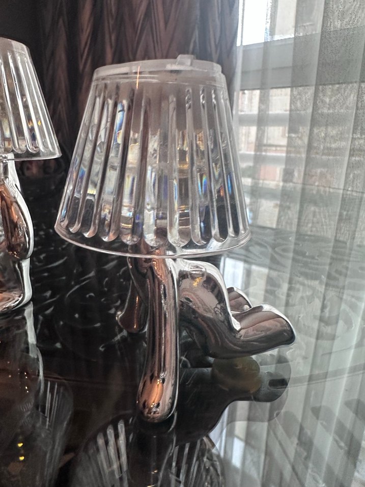 Bej Renkli Modern Figürlü Masa Lambası - Görsel 4