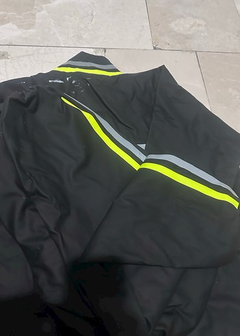 Erkek Siyah Kısa Kollu Fermuarlı Yağmurluk - Görsel 5