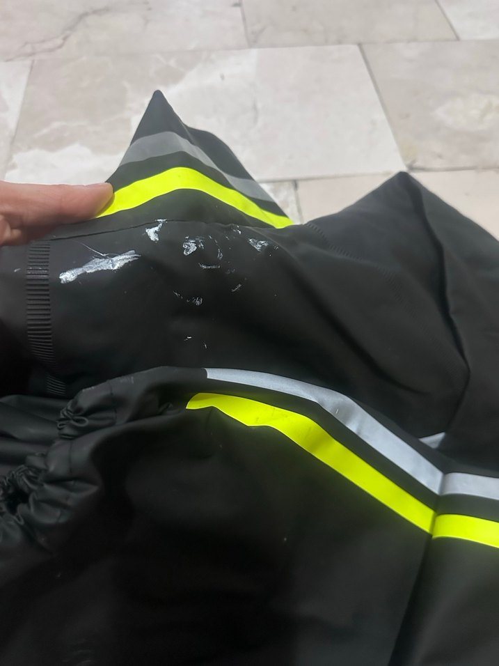 Erkek Siyah Kısa Kollu Fermuarlı Yağmurluk - Görsel 4