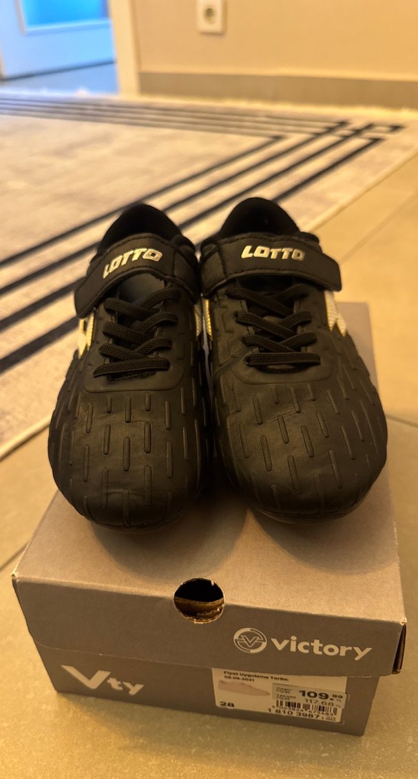 Erkek cocuk futbol  Ayakkabısı - Görsel 5