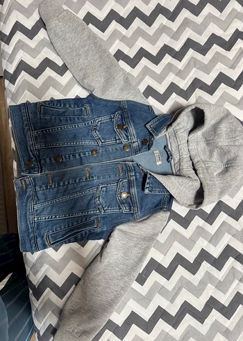 Erkek ÇocukDenim Kapüşonlu Ceket - Görsel 2