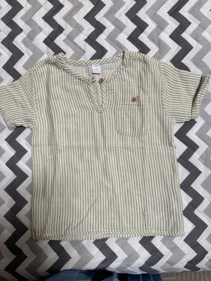 Gri Erkek Çocuk Keten V Yaka Kısa Kollu Gömlek - Görsel 3