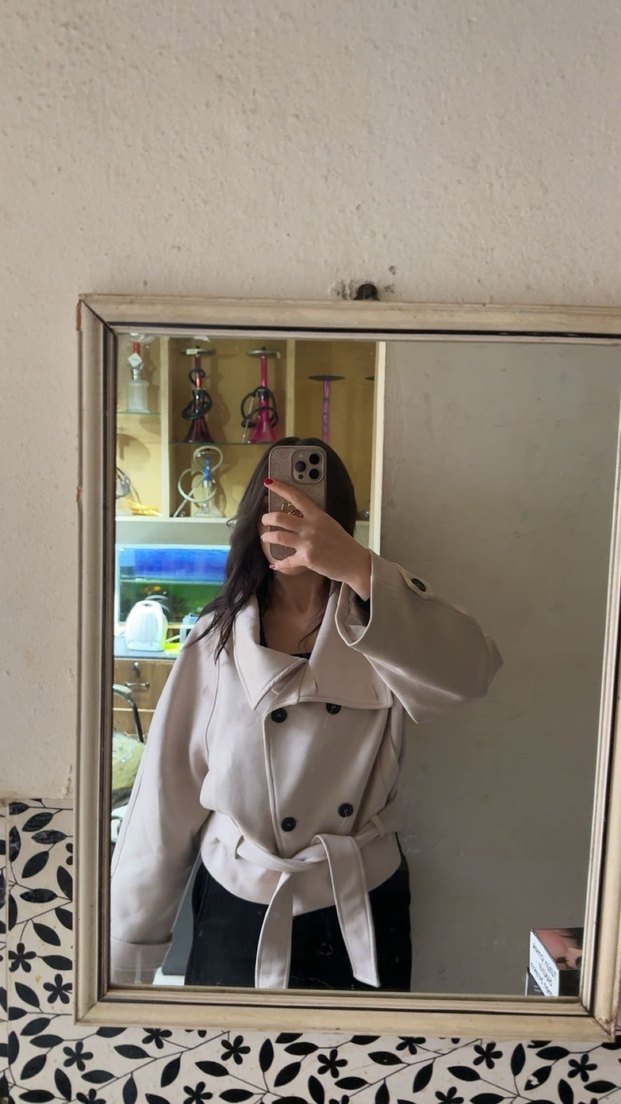 Bej Düğmeli Yüksek Yakalı Kadın Kaban - Görsel 2