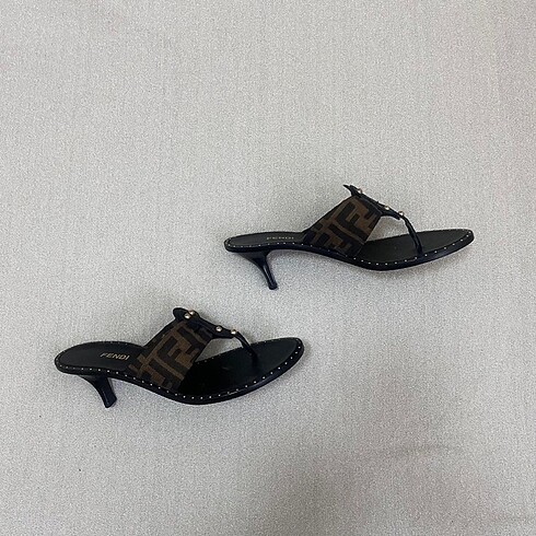 Fendi Fendi Sandalet