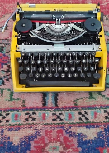 Sarı Vintage Daktilo - Görsel 5