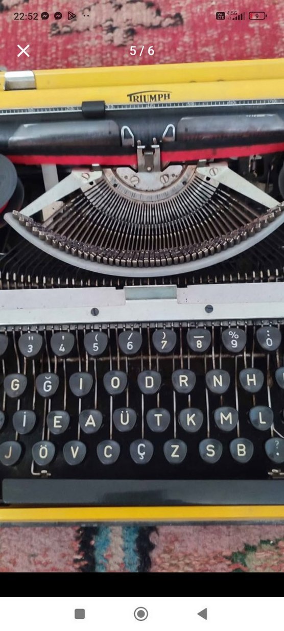 Sarı Vintage Daktilo - Görsel 2