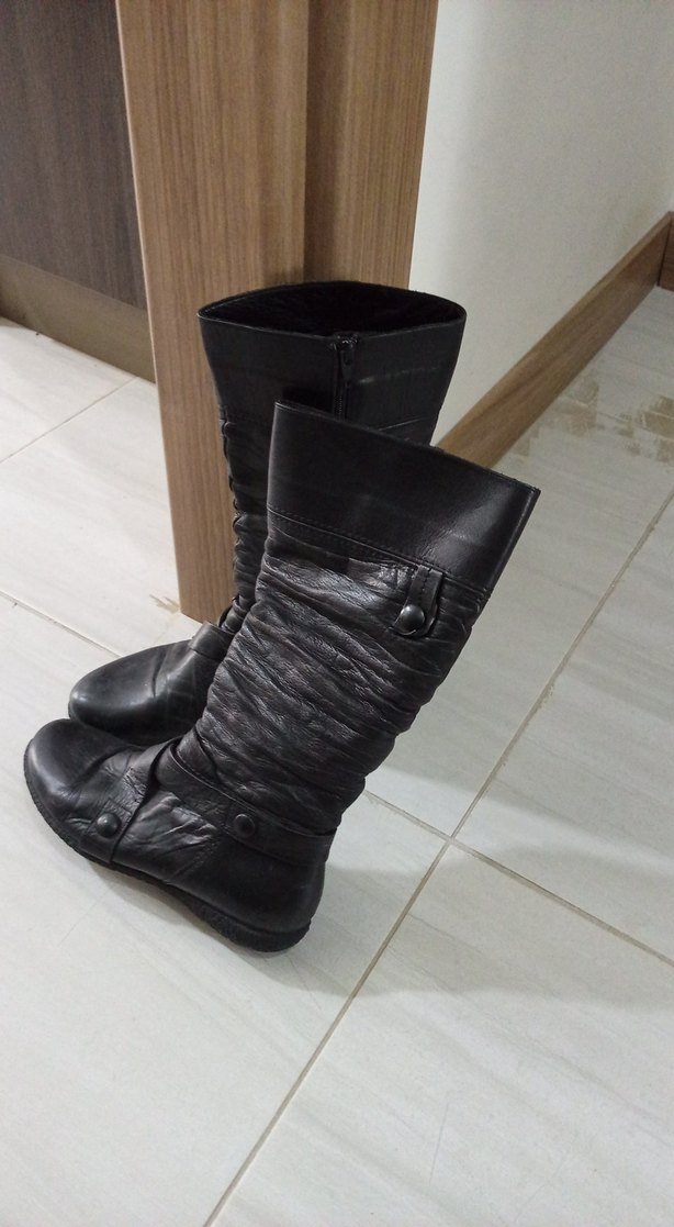 Siyah Deri Kadın Çizme - Görsel 2