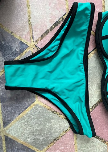 Turkuaz Renkli Mini Bikini Takımı - Görsel 3