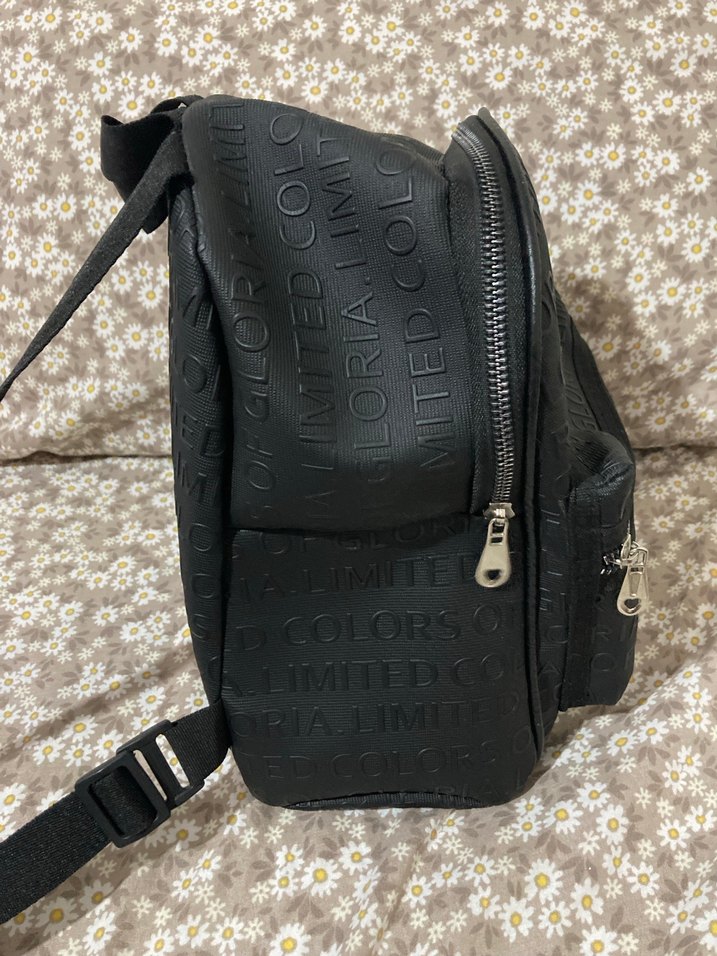 Siyah Deri Fermuarlı Kadın Sırt Çantası - Görsel 2