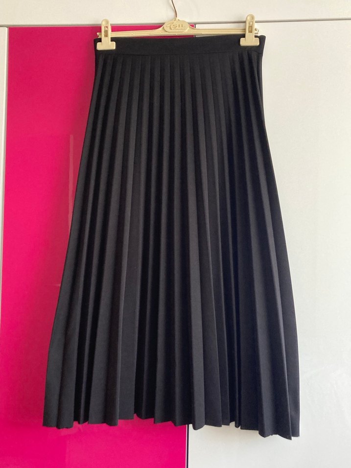 Kadın Siyah Pilili Uzun Etek - Görsel 2