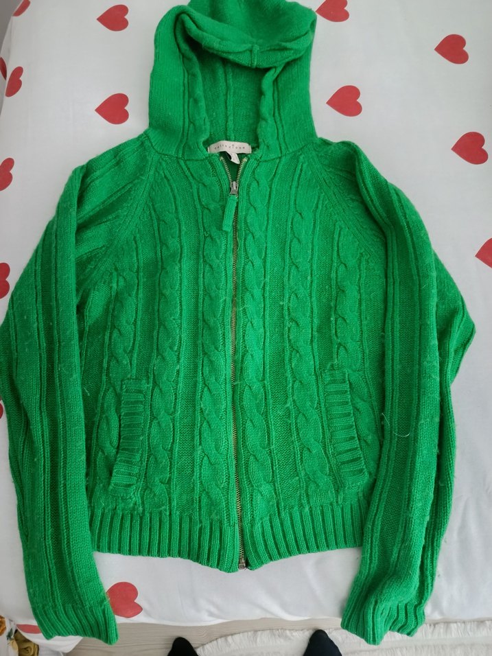 Yeşil Kapüşonlu Örgü Kadın Hırka - Görsel 2