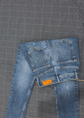 32 Beden Kadın Lacivert Desenli Elastik Denim Jean