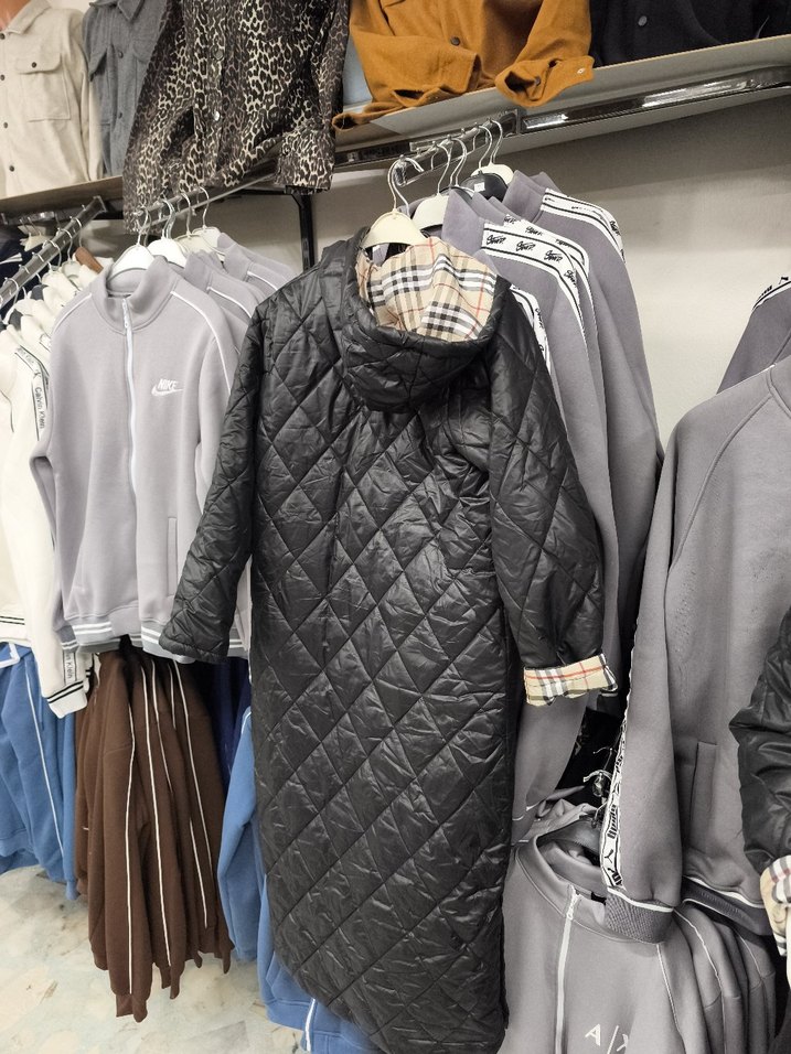 Siyah Uzun Kapitone Kadın Kışlık Mont - Görsel 5