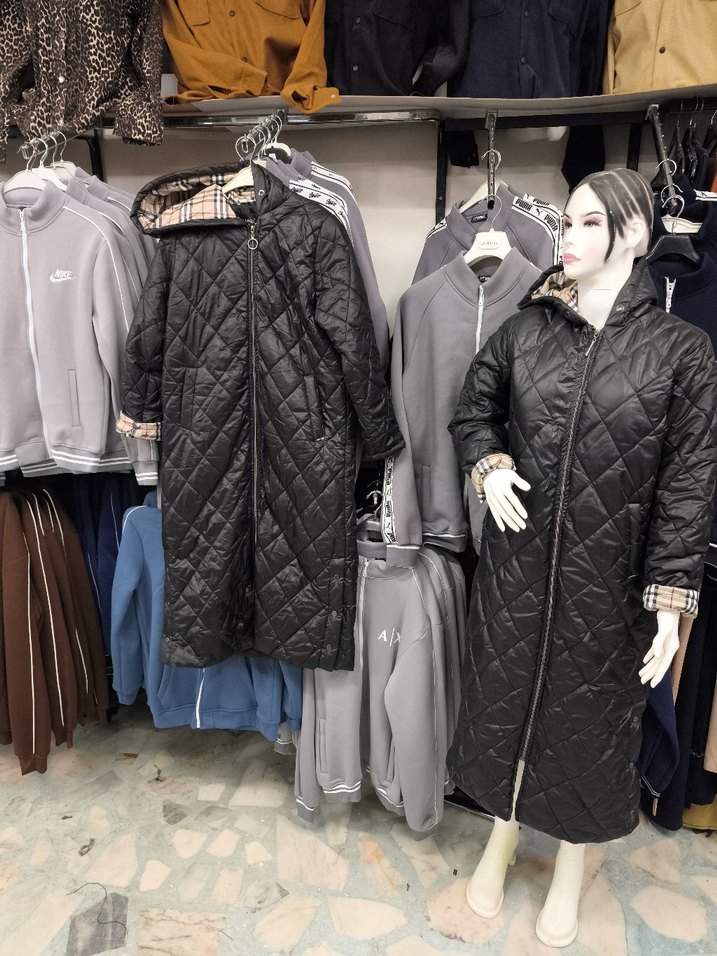 Siyah Uzun Kapitone Kadın Kışlık Mont - Görsel 2