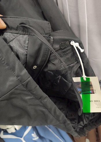 siyah Kapüşonlu Rahat Kesim Erkek Mont - Görsel 7