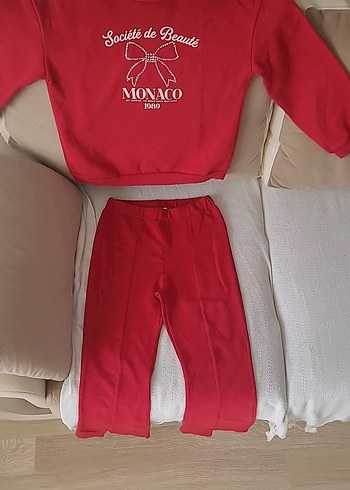 Kırmızı Baskılı Kadın Eşofman Takımı - Görsel 3