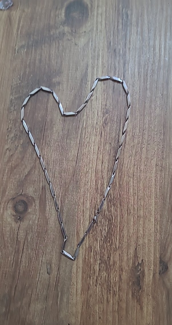 Minimalist Gri Erkek Kolye - Görsel 3