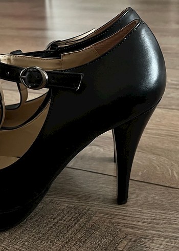 Siyah Platform Topuklu Kadın Ayakkabı - Görsel 2