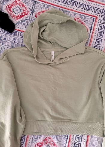 Yeşil Kapüşonlu Crop Kadın Sweatshirt