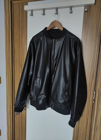 xl Beden siyah Renk Pull & Bear Deri Bomber Ceket