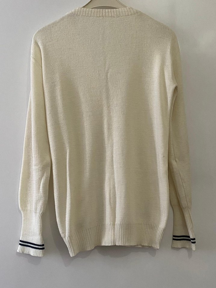 Düğmeli Beyaz Uzun Kollu Kadın Hırka - Görsel 5