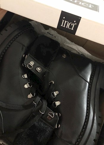 Siyah Deri Platform Topuklu Kürklü Kadın Bot - Görsel 3