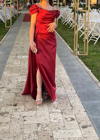 Bordo Saten Uzun Abiye bi sefer giyildi - Görsel 2
