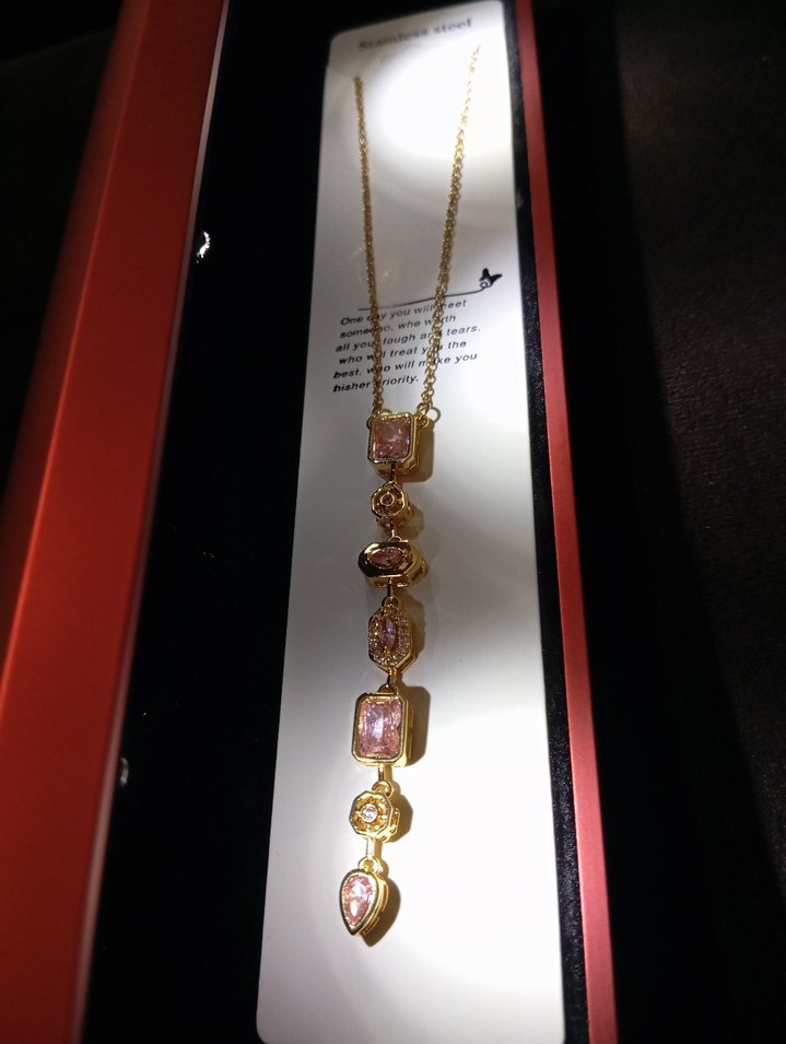 Zincir Detaylı Uzun Y Kolye - Görsel 3