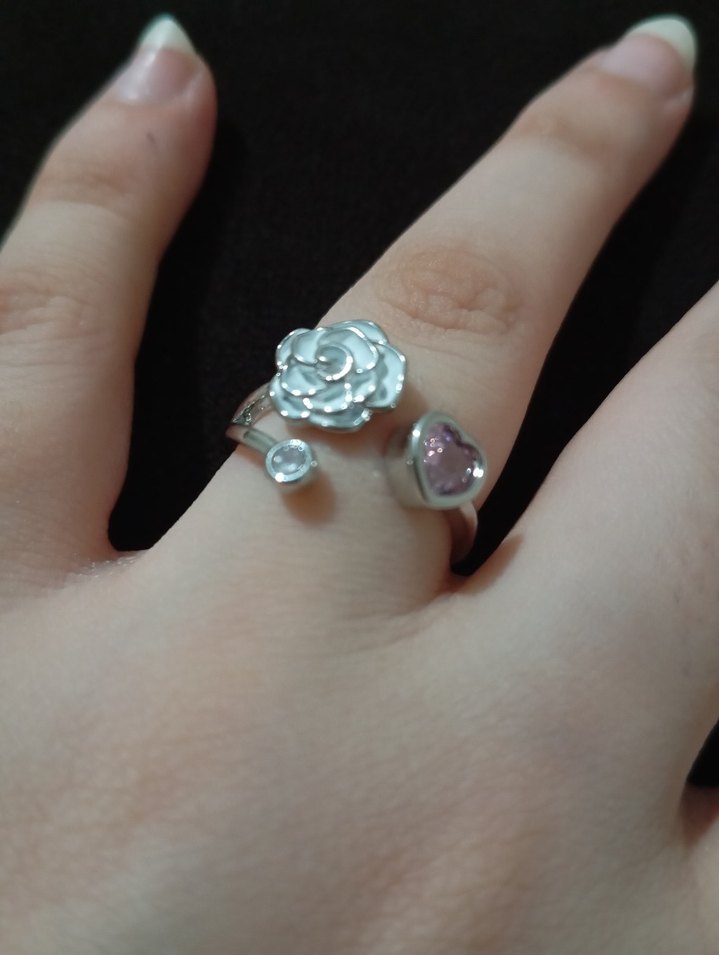 Pembe Çiçekli Kadın Yüzük Pırıltılı Tasarım - Görsel 3